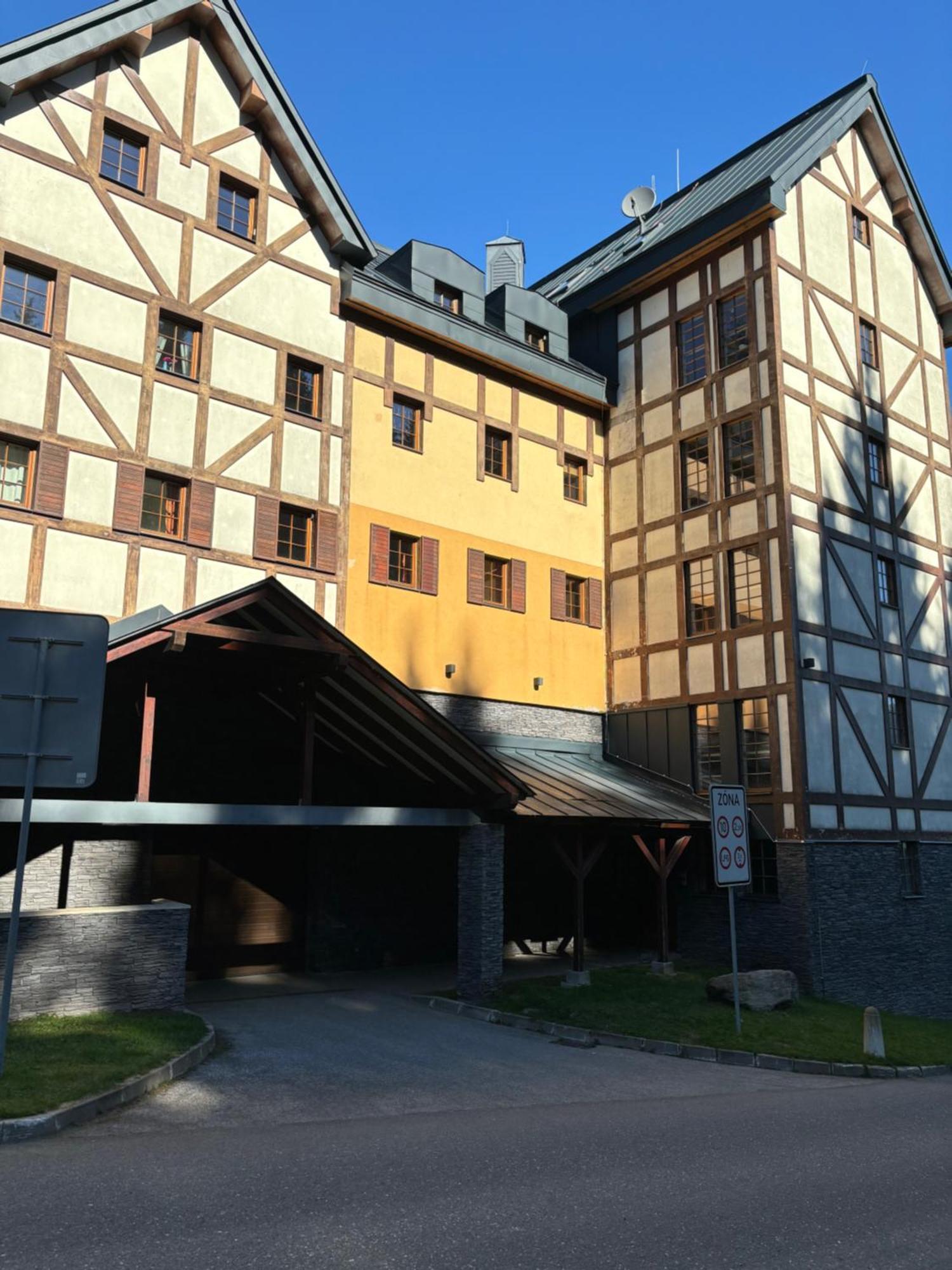Apartman Petra Clinic Javor Pec pod Snezkou Exteriör bild